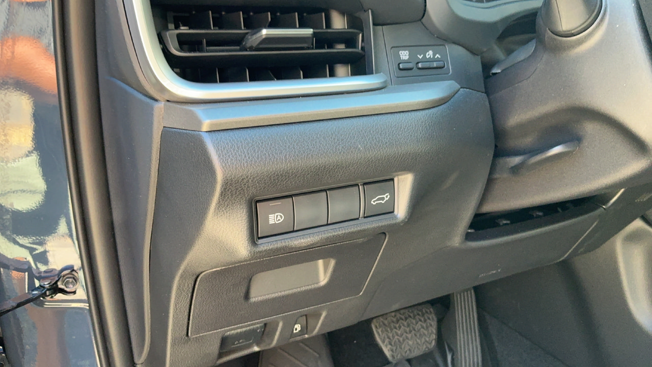 Used 2025 Toyota Grand Highlander FWD image 23