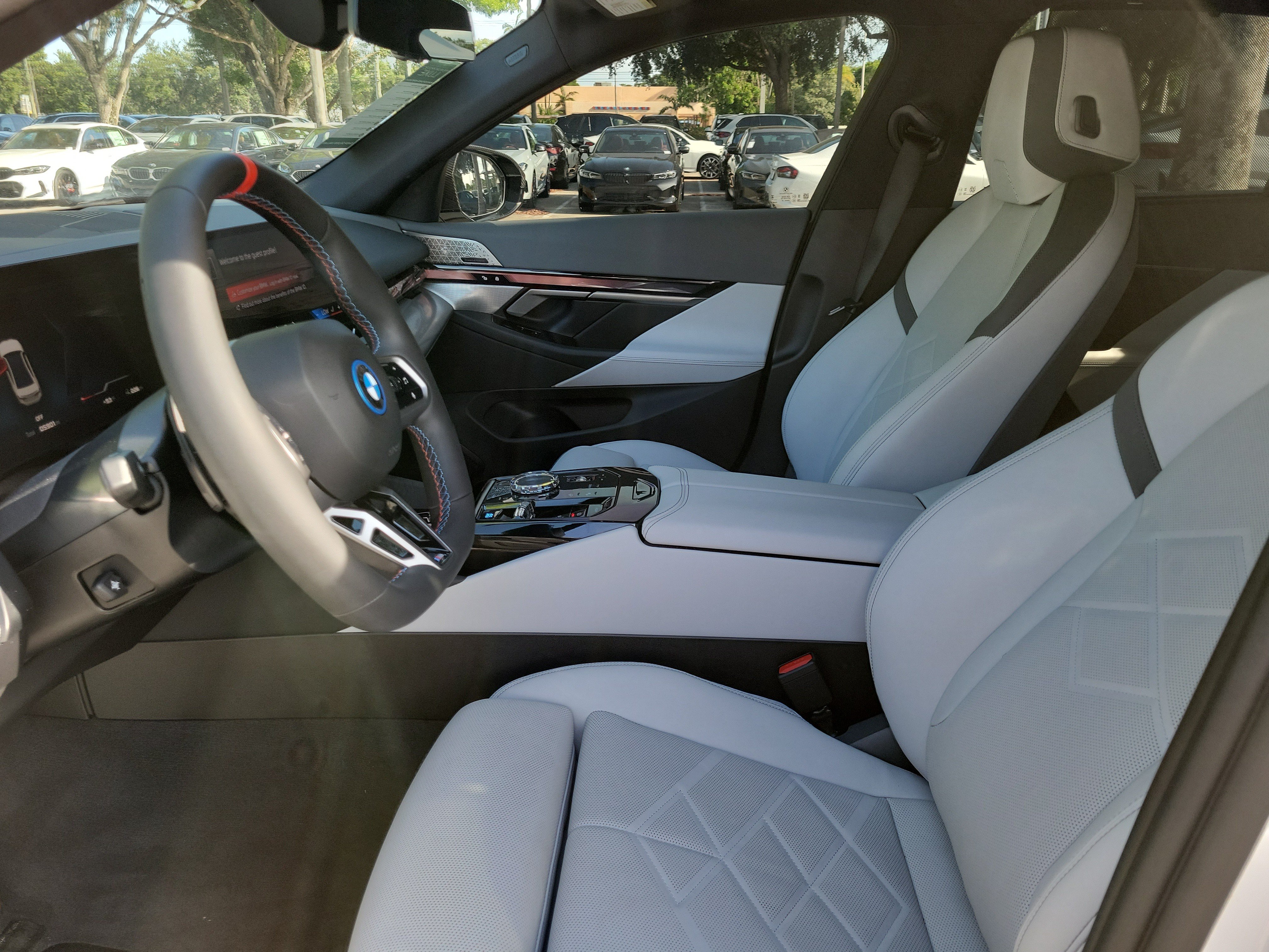 Used 2025 BMW i5 M60 w/ Executive Package AWD/4WD image 13