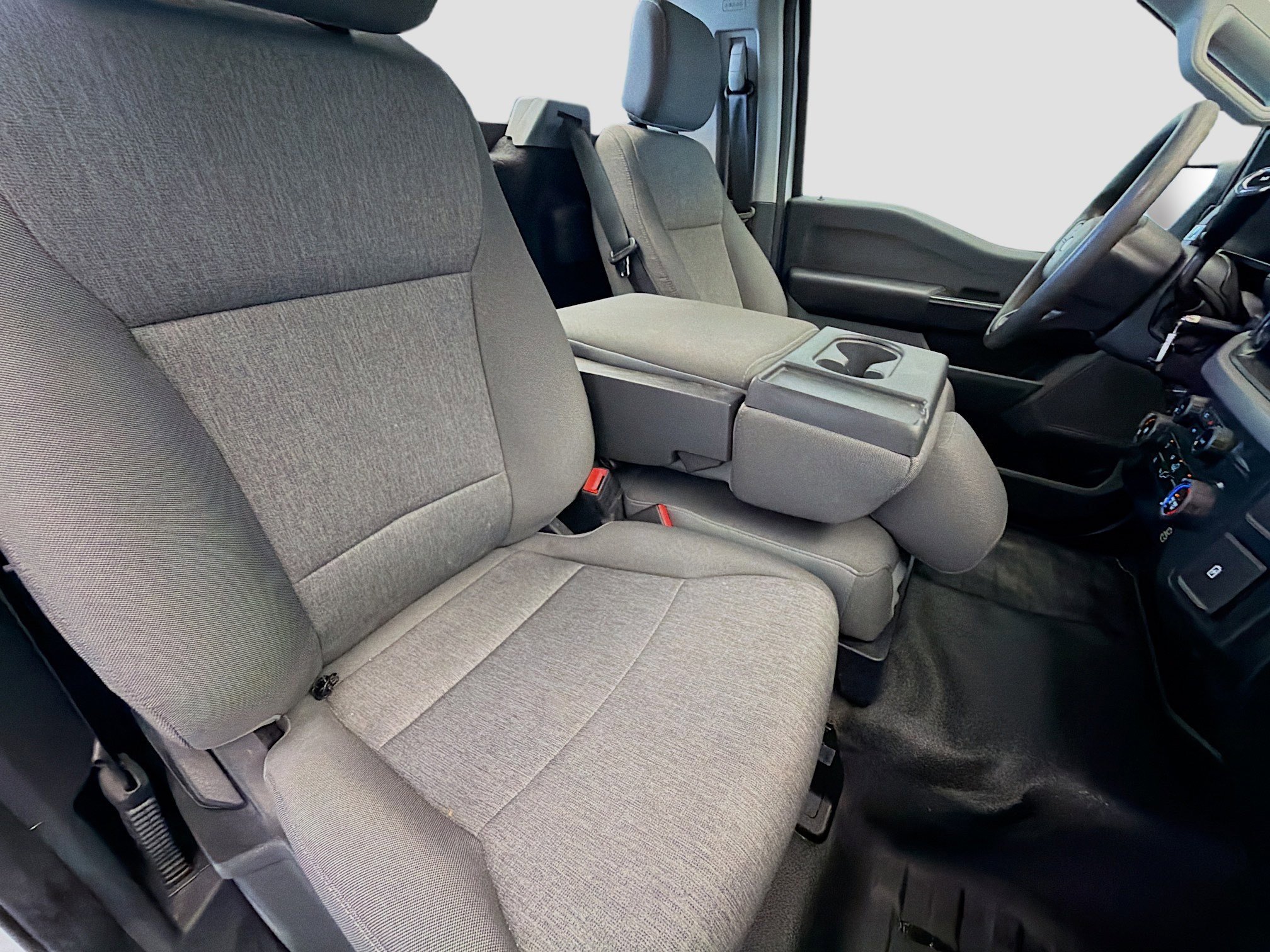 Used 2025 Ford F150 XL image 13