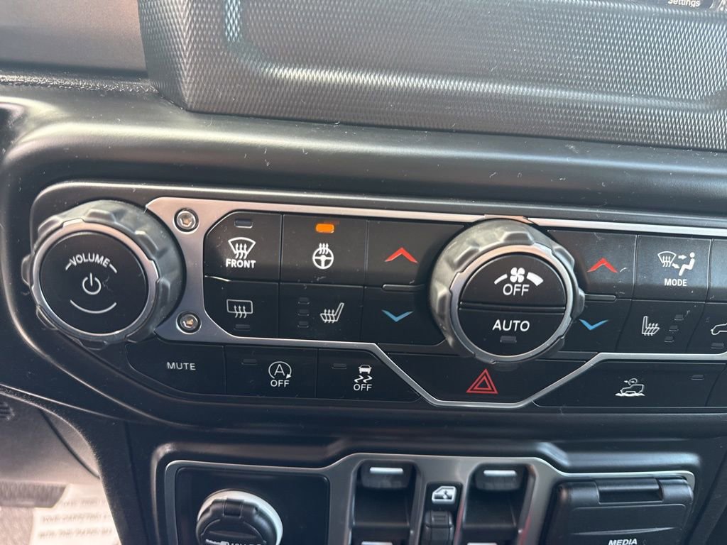 Used 2021 Jeep Gladiator Sport image 29