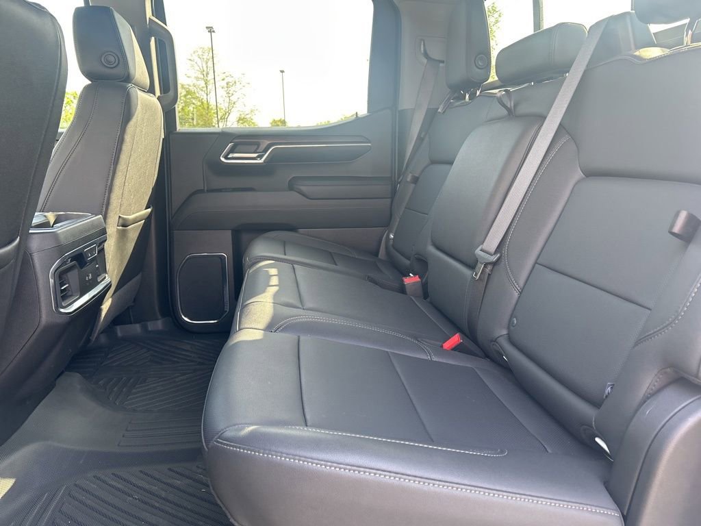 Used 2024 GMC Sierra 1500 SLT w/ SLT Premium Plus Package image 32