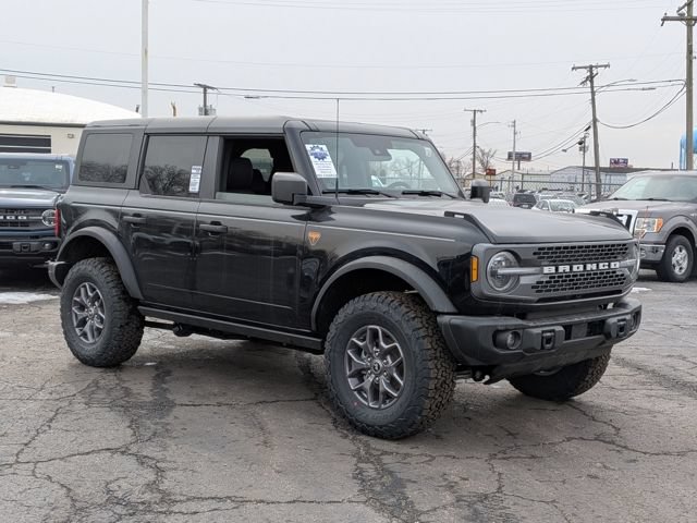 New 2025 Ford Bronco Badlands AWD/4WD image 2