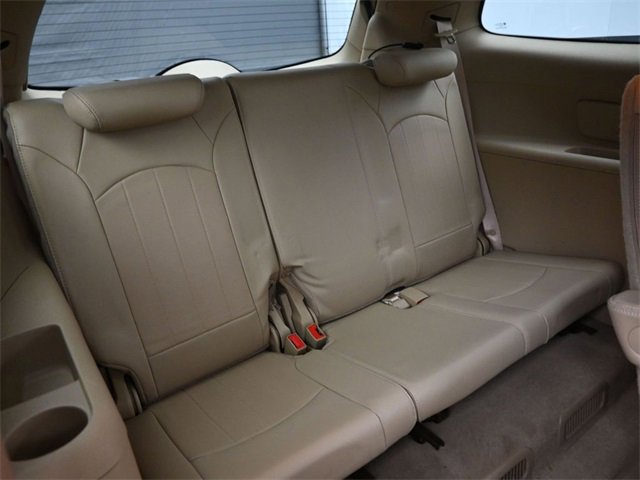 Used 2011 Buick Enclave CXL image 17