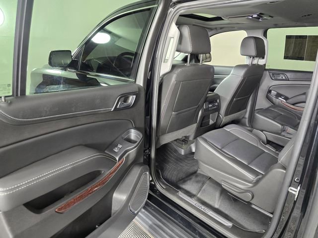 Used 2017 GMC Yukon XL SLT w/ Premium Edition AWD/4WD image 18