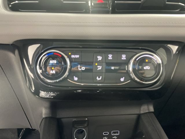 New 2026 Chevrolet TrailBlazer LT w/ Convenience Package AWD/4WD image 19