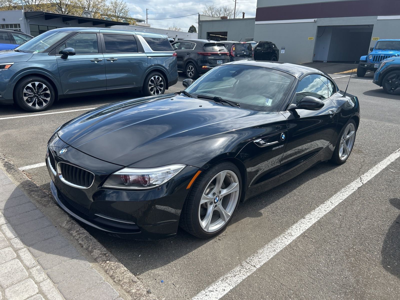 Used 2015 BMW Z4 sDrive28i image 1