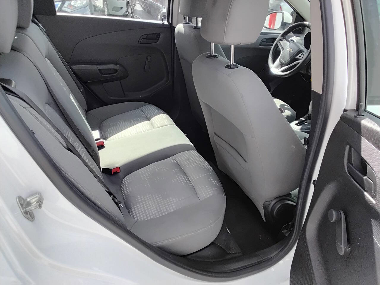 Used 2017 Chevrolet Sonic LT image 8