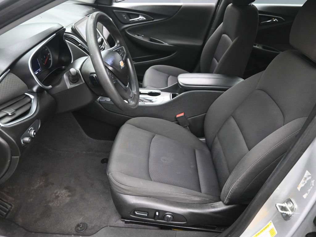 Used 2019 Chevrolet Malibu LT image 13