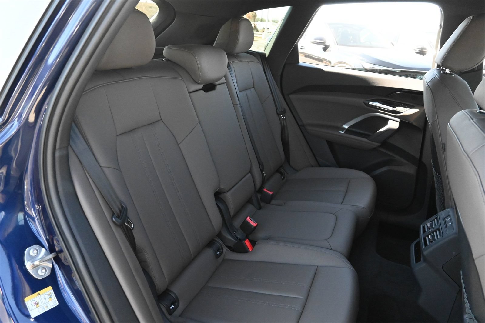 Certified 2025 Audi Q5 Premium w/ Convenience Package AWD/4WD image 21