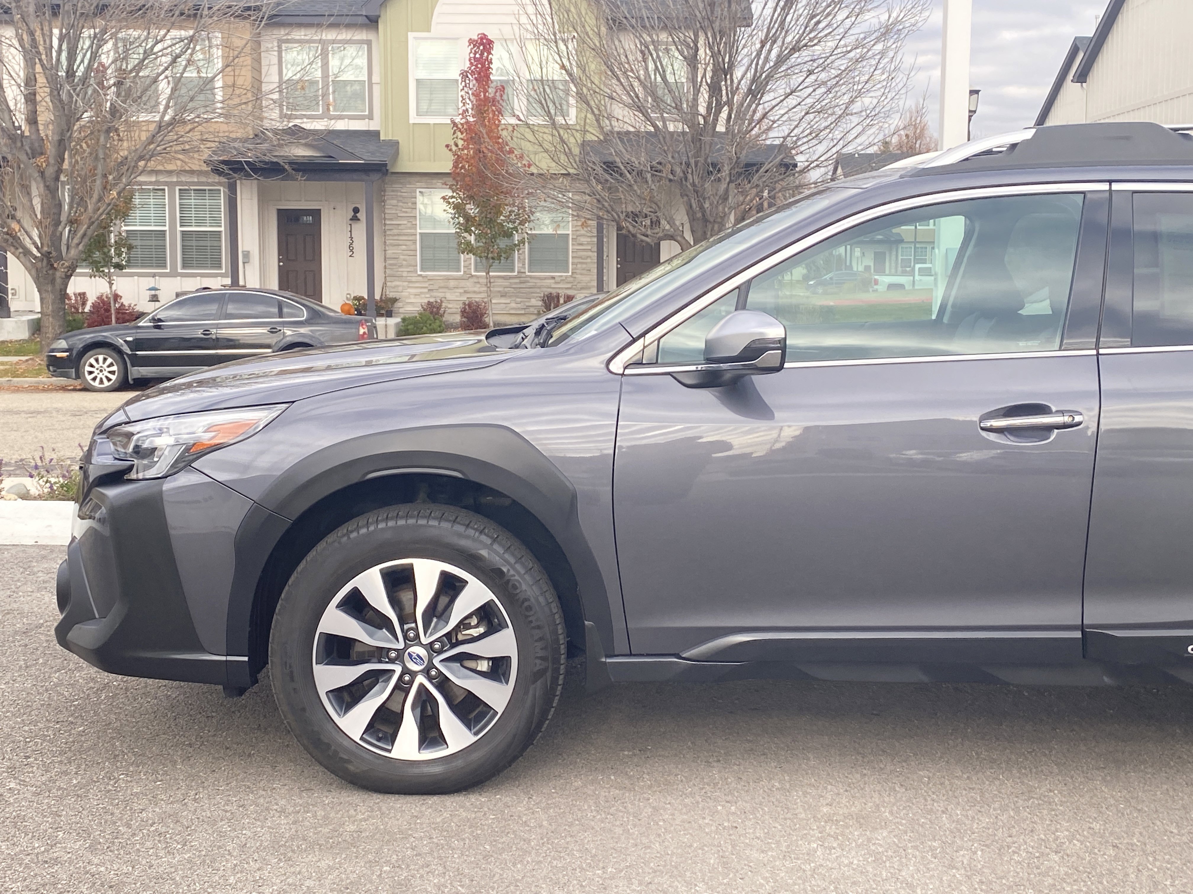 Used 2023 Subaru Outback Touring XT w/ Tech Package 3 image 2