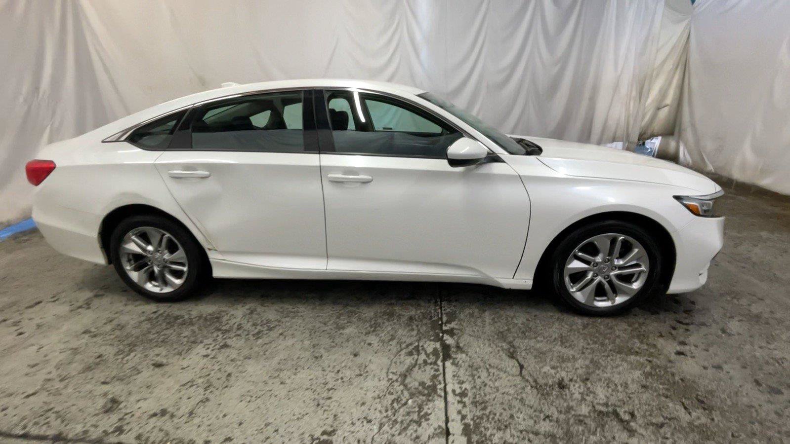 Used 2019 Honda Accord LX image 5