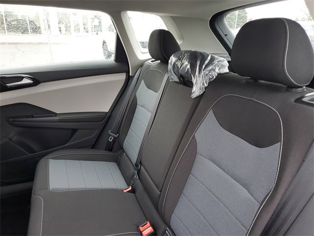 New 2026 Volkswagen Taos S image 8