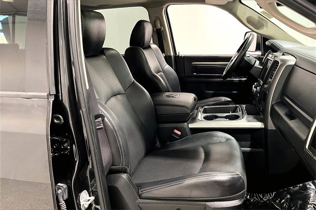 Used 2017 RAM 1500 Sport image 31