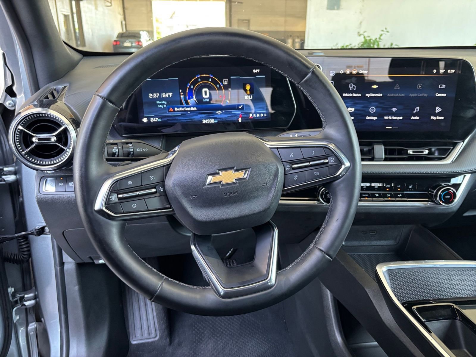 Used 2025 Chevrolet Equinox LT FWD image 29