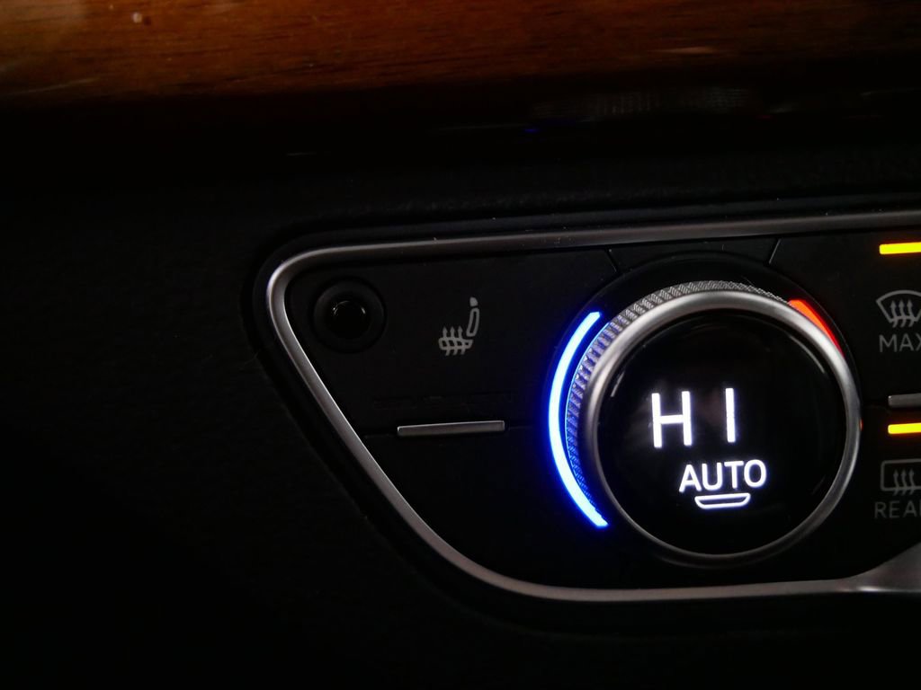 Used 2021 Audi Q5 2.0T Premium image 28