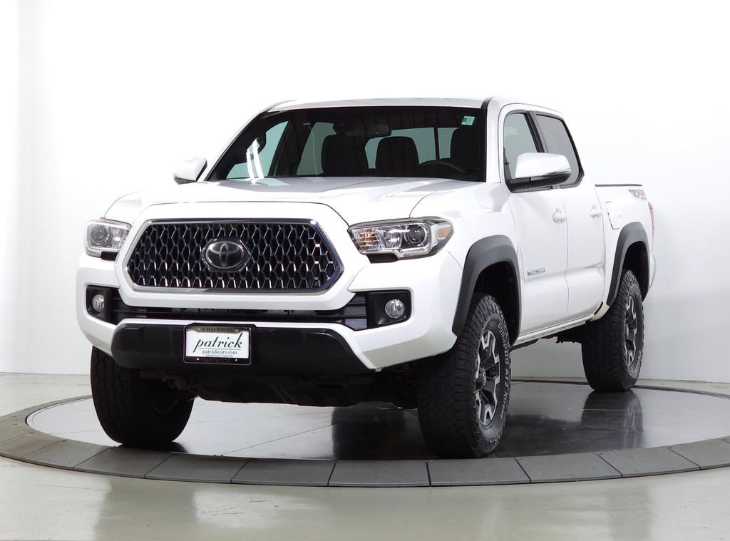 Used 2019 Toyota Tacoma TRD Off-Road AWD/4WD image 3