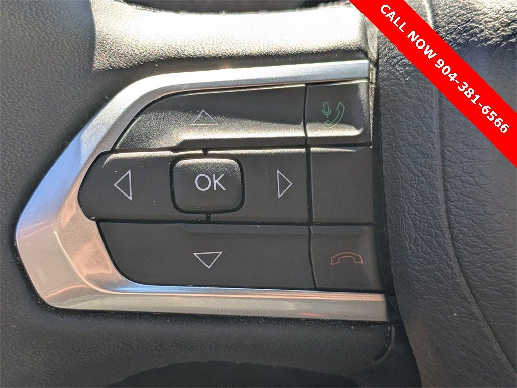 Used 2024 Jeep Compass Latitude image 24