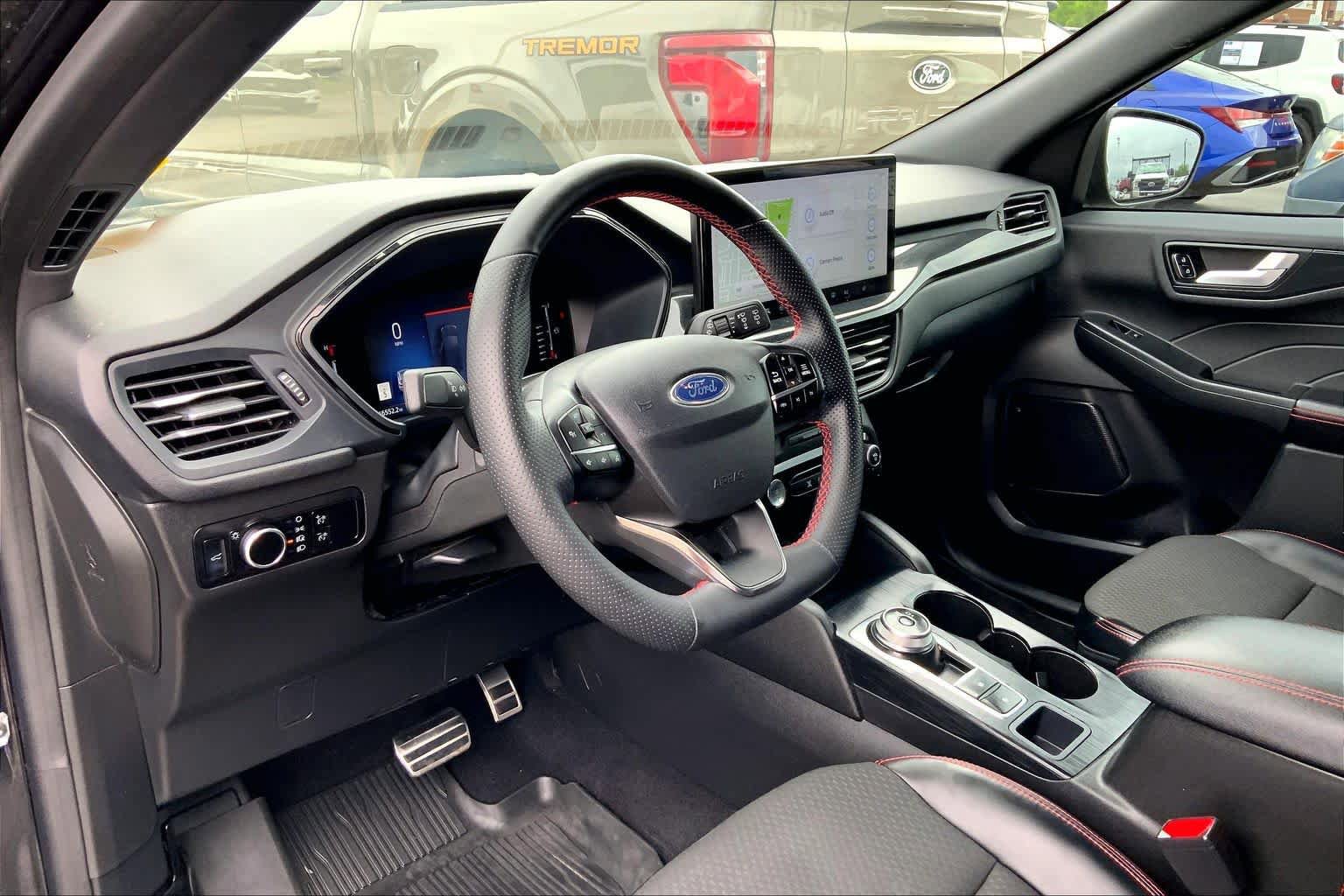 Certified 2023 Ford Escape ST-Line w/ Tech Pack #1 FWD image 16