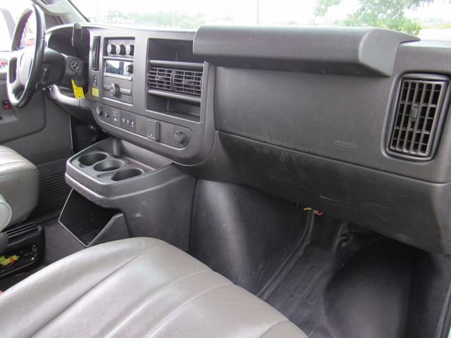 Used 2021 Chevrolet Express 3500 w/ Power Convenience Package RWD image 13