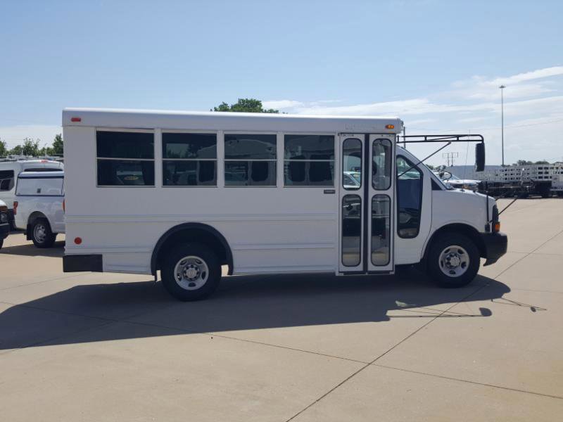 Used 2007 Chevrolet Express 3500 w/ School Bus Package RWD image 6