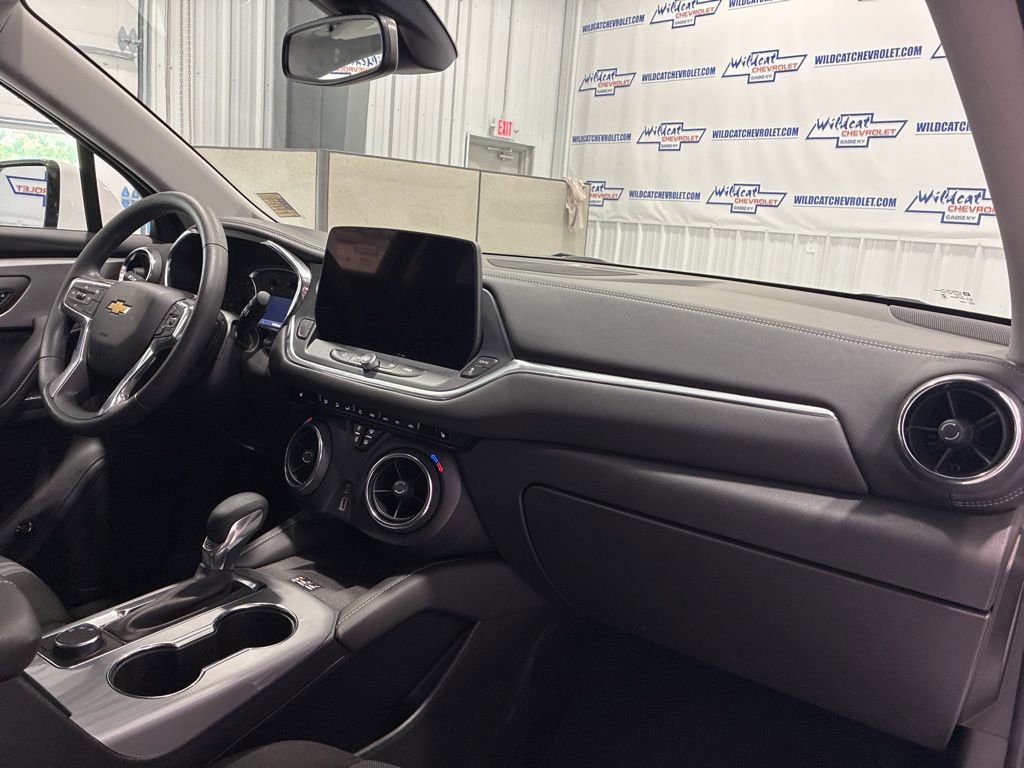 Used 2024 Chevrolet Blazer LT w/ Convenience Package FWD image 50