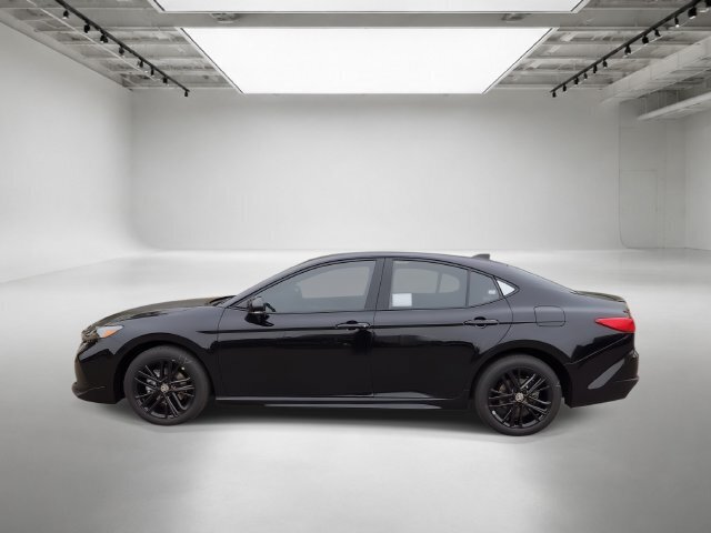 New 2026 Toyota Camry SE AWD/4WD image 2