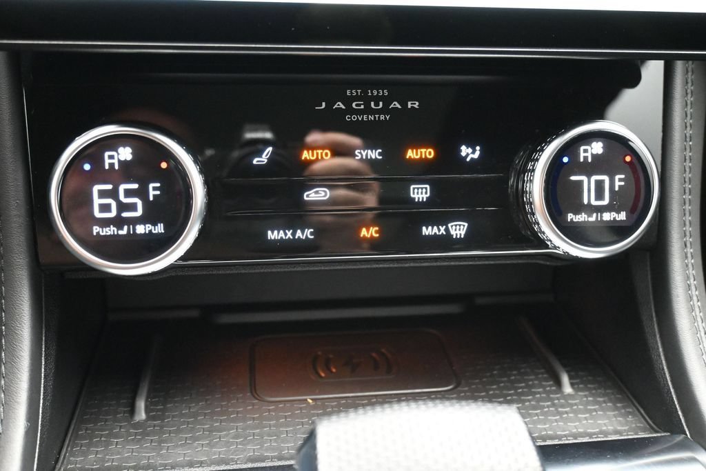 Used 2021 Jaguar F-PACE SVR AWD/4WD image 18