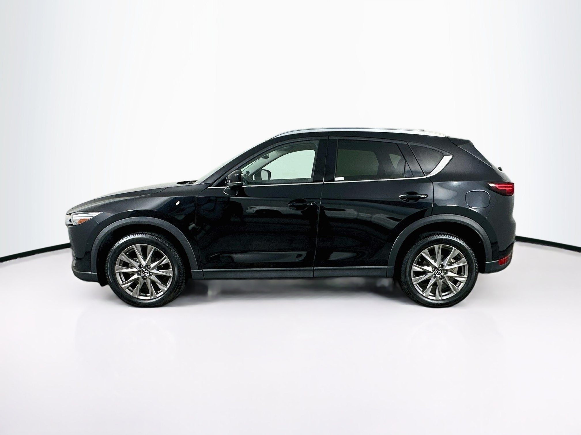 Used 2021 MAZDA CX-5 Grand Touring AWD/4WD image 4