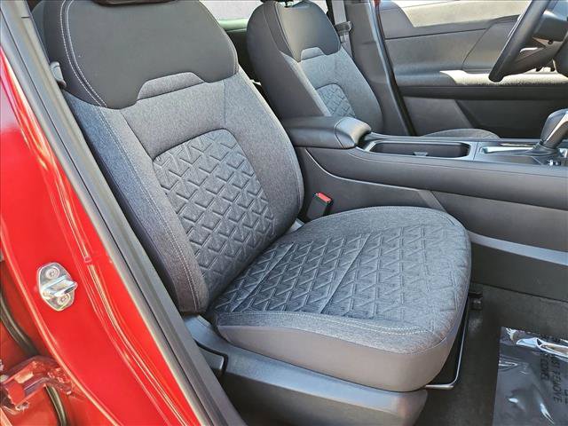 Used 2026 Nissan Kicks SV FWD image 19