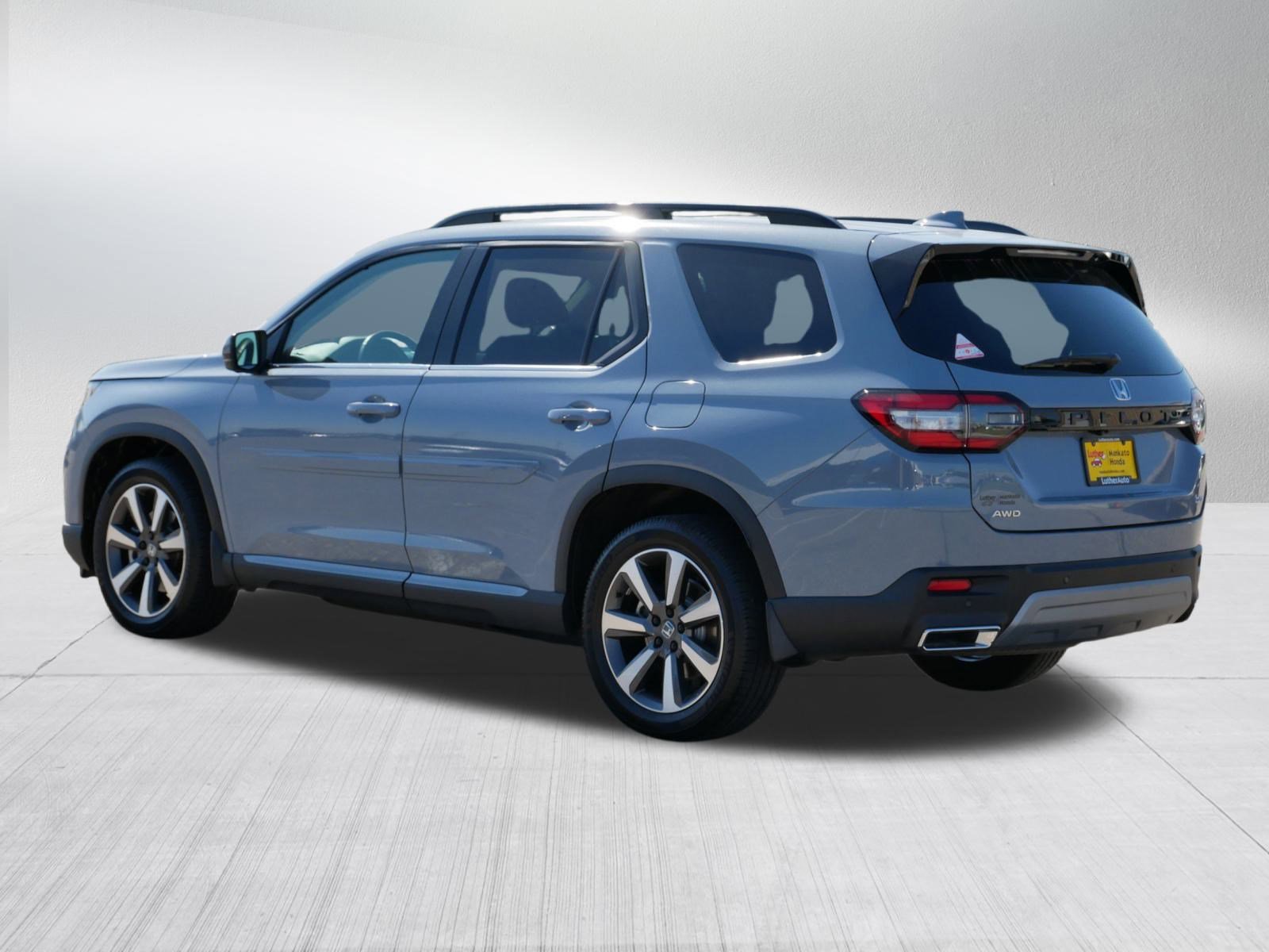 Certified 2024 Honda Pilot Elite image 5