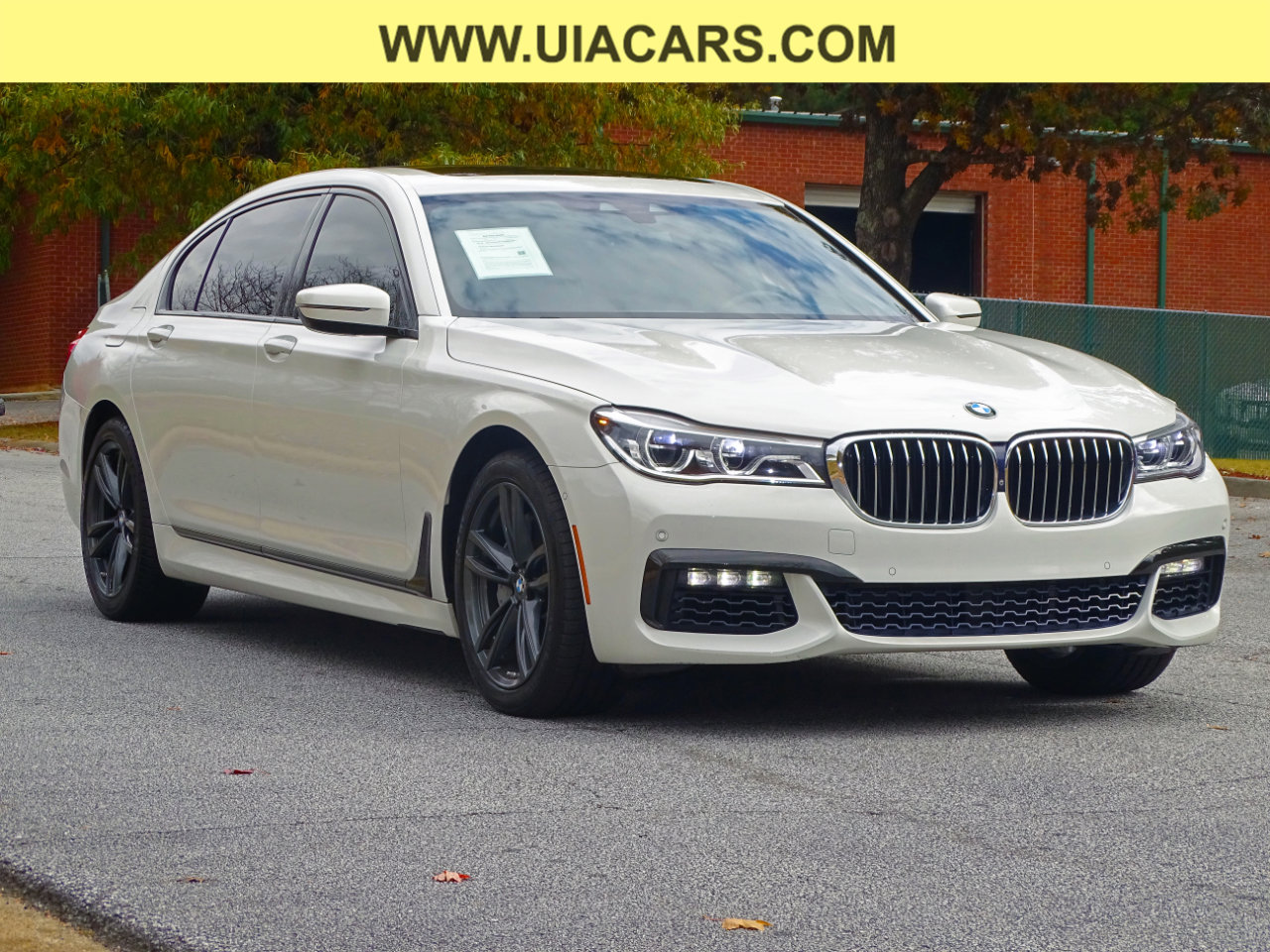 Used 2018 BMW 750i image 5