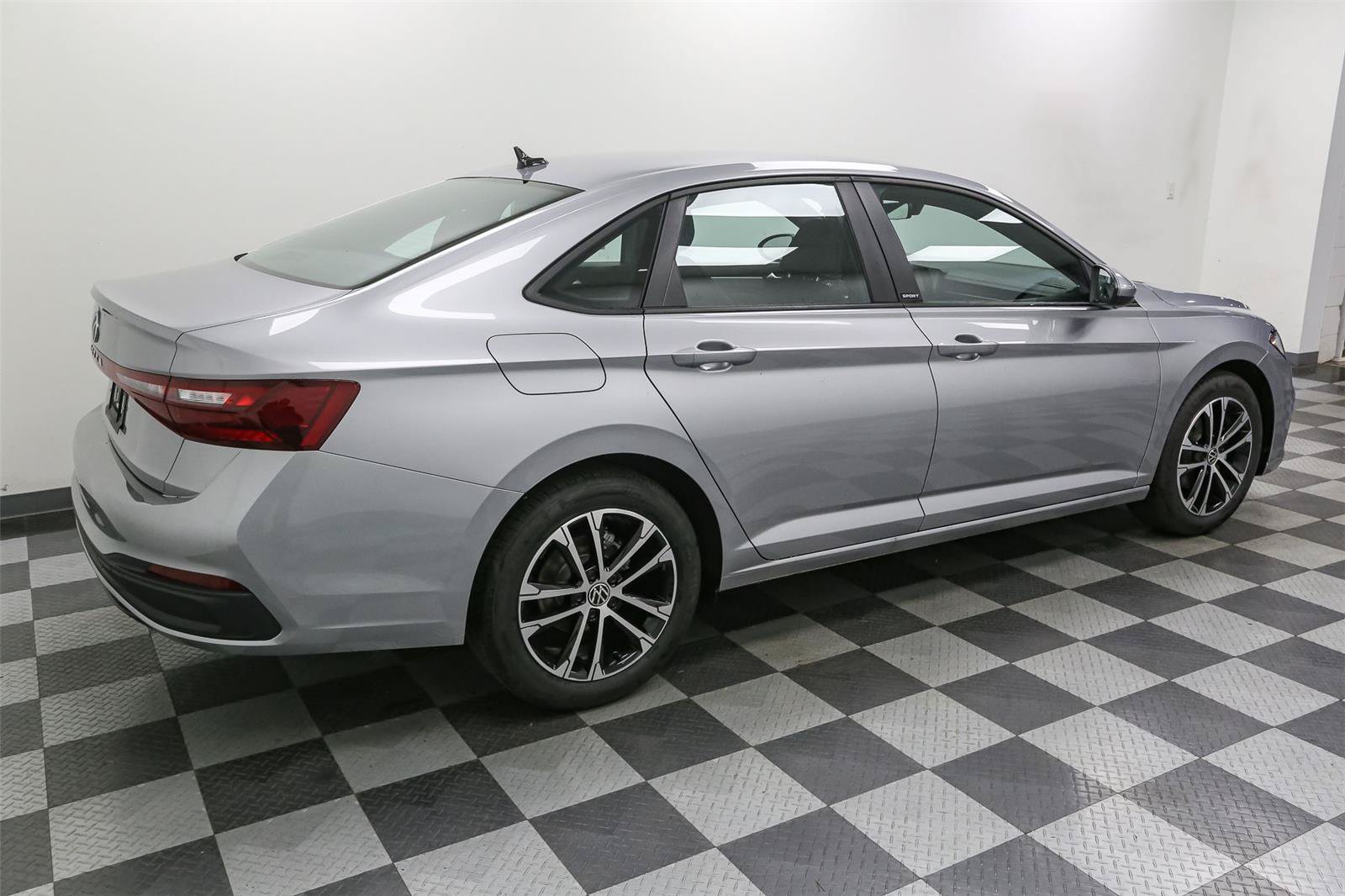 New 2026 Volkswagen Jetta Sport FWD image 9
