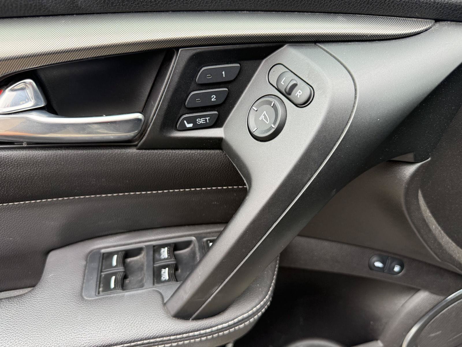 Used 2014 Acura TL SH-AWD image 17
