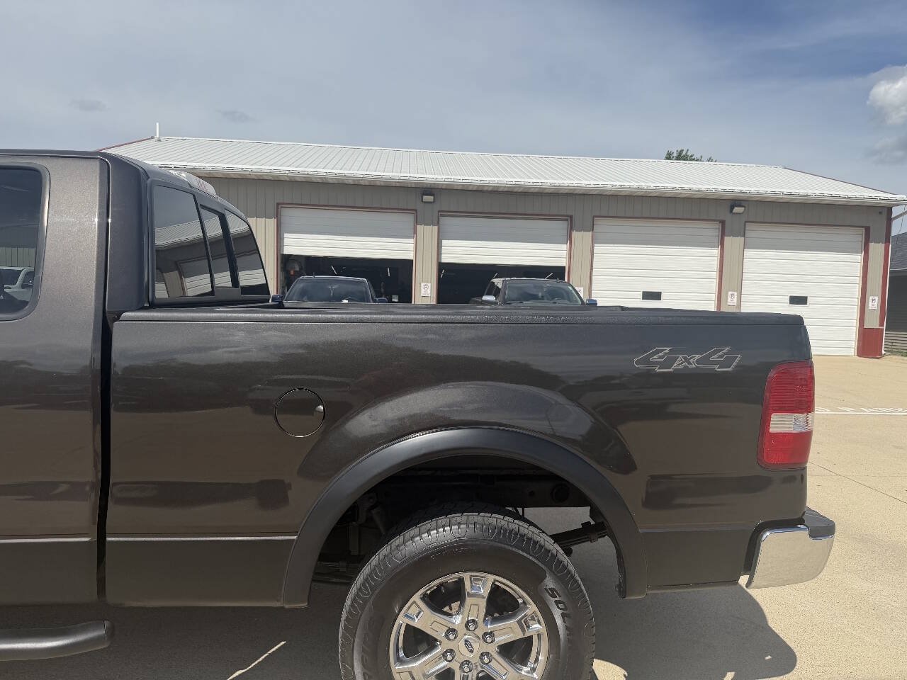 Used 2005 Ford F150 XLT AWD/4WD image 12