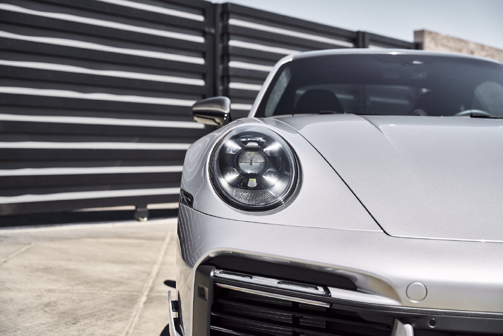 Used 2025 Porsche 911 Turbo S AWD/4WD image 9