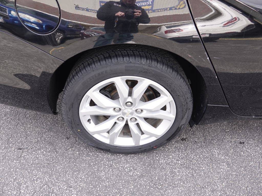 Used 2019 Chevrolet Impala LT image 8