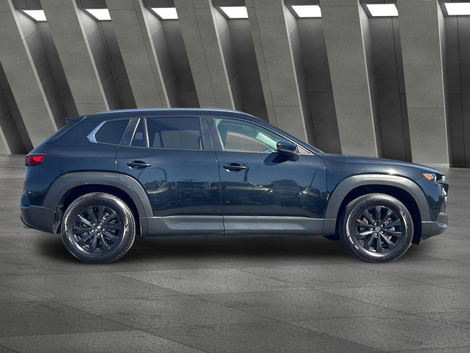Used 2025 MAZDA CX-50 AWD 2.5 S w/ Preferred Package image 3