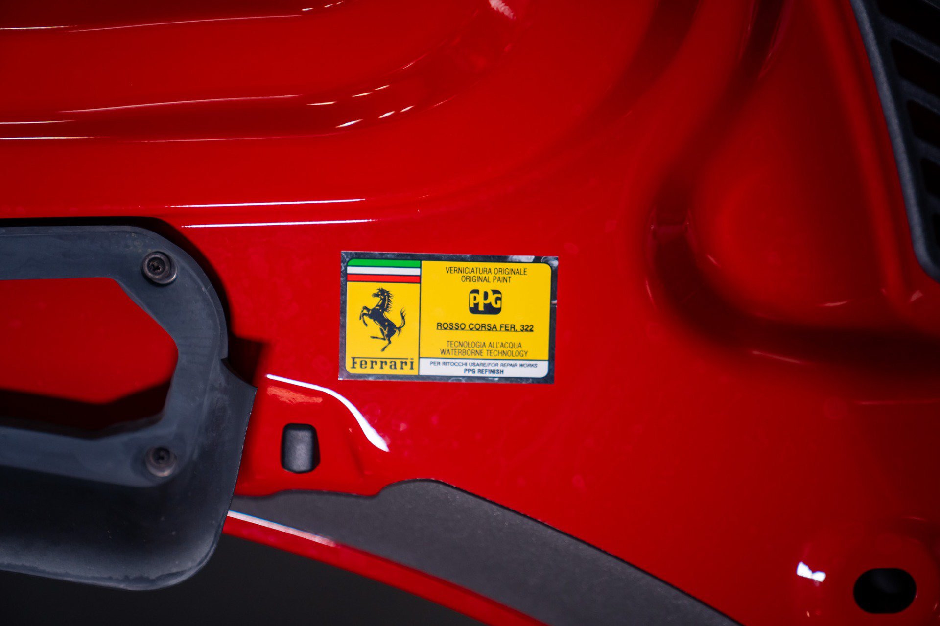 Used 2018 Ferrari 488 GTB RWD image 45