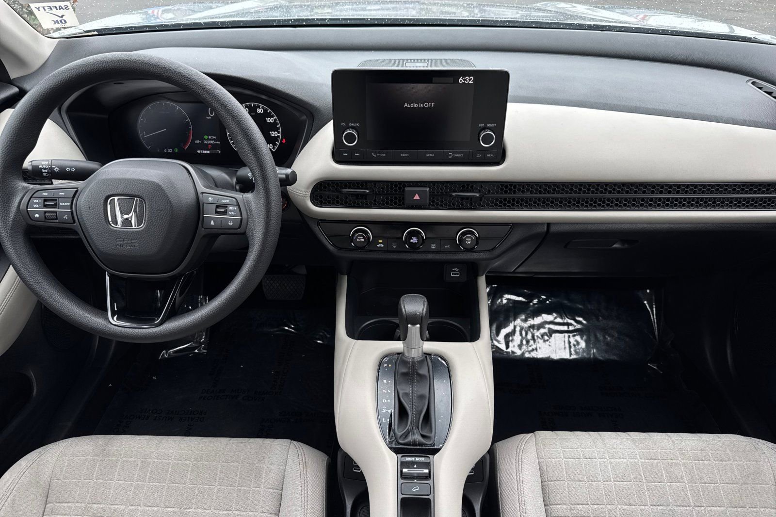 Certified 2025 Honda HR-V LX image 13