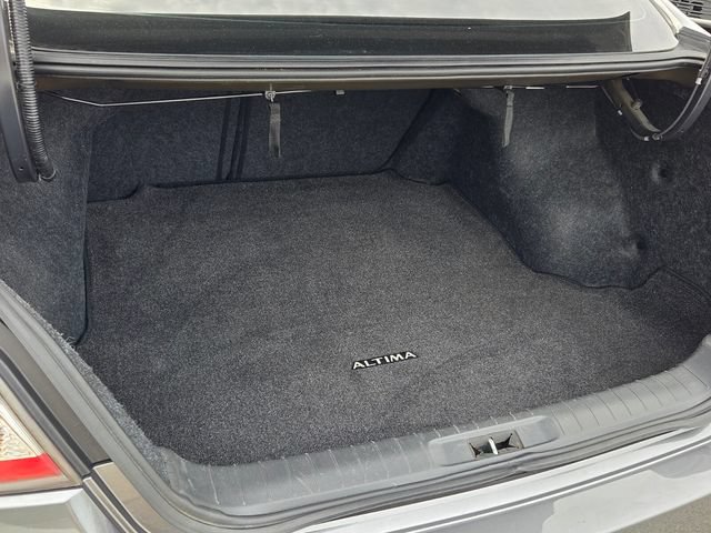 Used 2015 Nissan Altima 3.5 SL FWD image 13