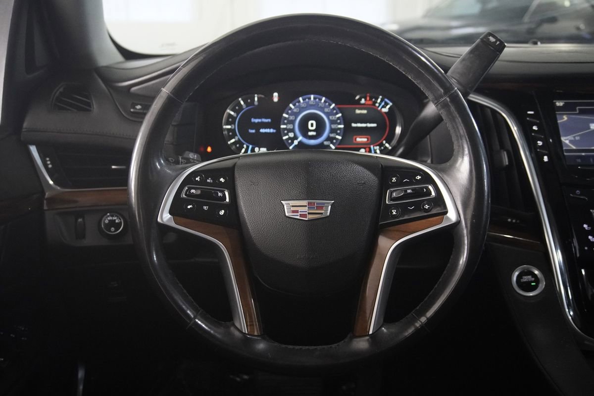 Used 2017 Cadillac Escalade Premium Luxury image 16