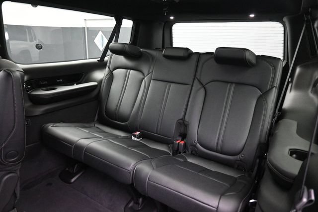 New 2026 Jeep Grand Wagoneer L Summit AWD/4WD image 22