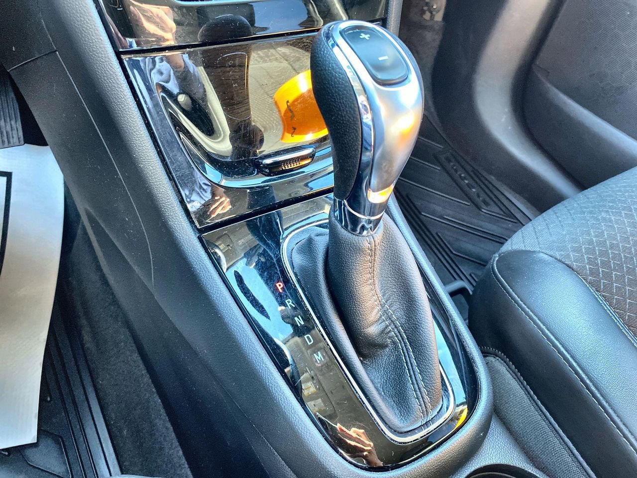 Certified 2022 Buick Encore Preferred w/ Safety Package image 15