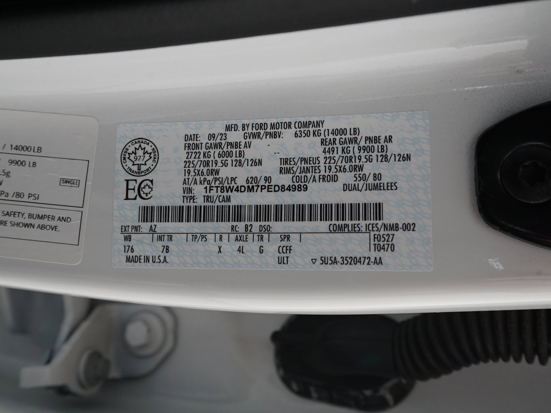 Used 2023 Ford F450 Platinum w/ FX4 Off-Road Package image 36