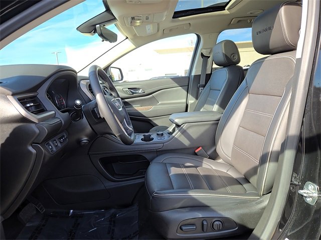 Used 2023 GMC Acadia Denali w/ Denali Ultimate Package image 14