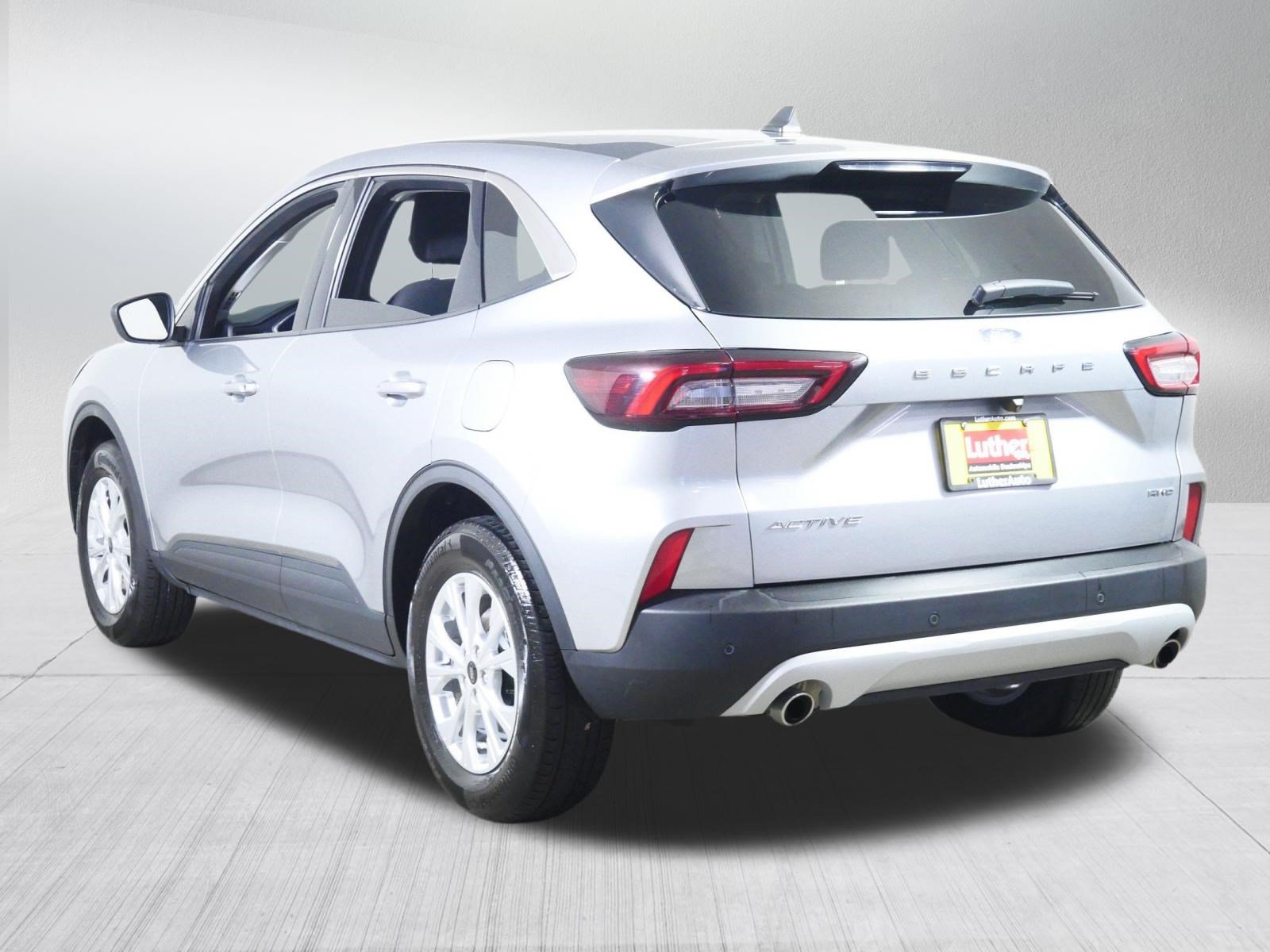 Used 2023 Ford Escape Active w/ Tech Pack #1 AWD/4WD image 5
