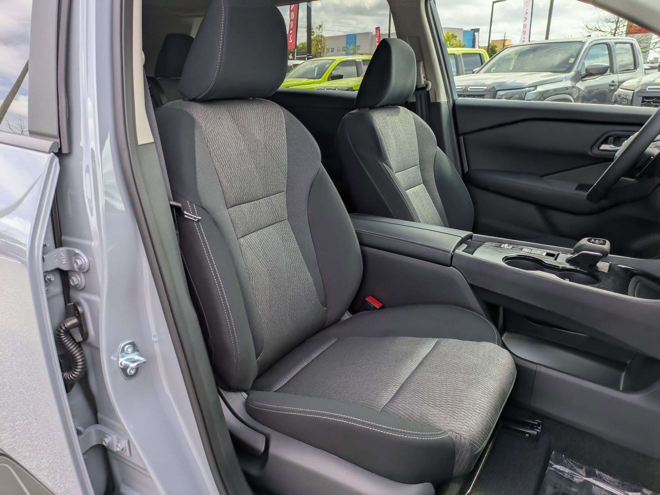 New 2026 Nissan Rogue SV FWD image 34