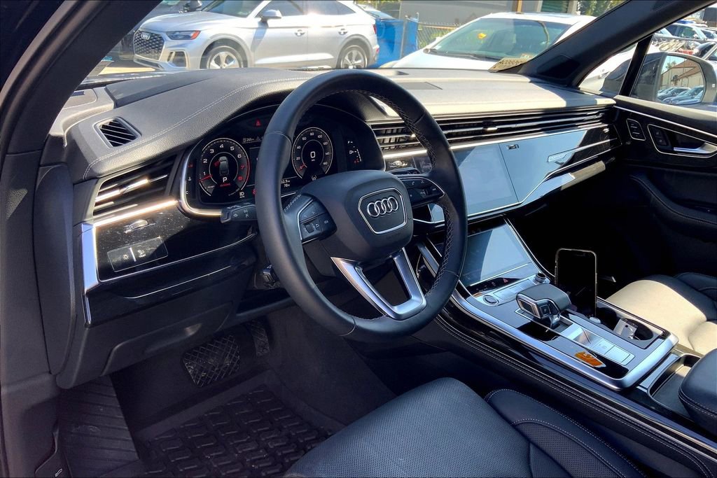 Certified 2025 Audi Q7 3.0T Prestige w/ Prestige Package image 18