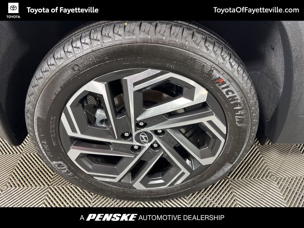 Used 2026 Hyundai Tucson Limited image 14