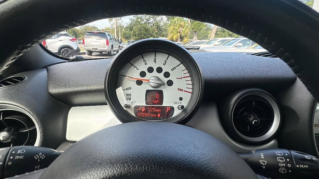 Used 2013 MINI Cooper Clubman FWD image 28